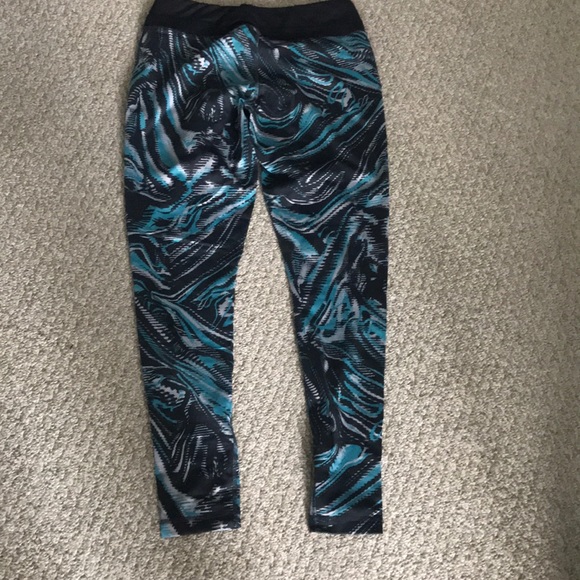 Yoga pants - Picture 3 of 3